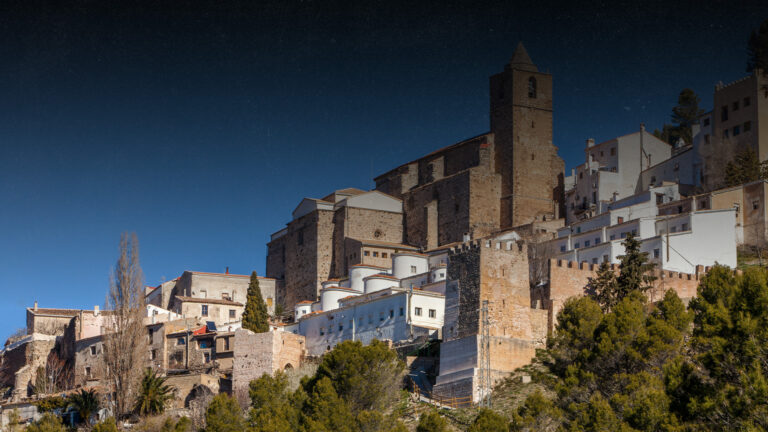 8-JAEN